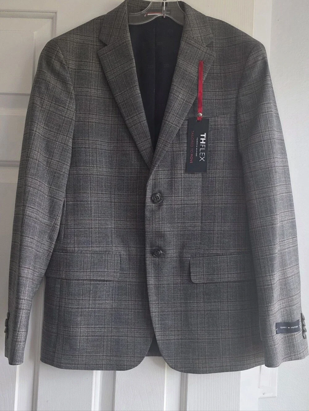 Tommy Hilfiger Gray Plaid Sport Coat with Red Windowpane 36Short